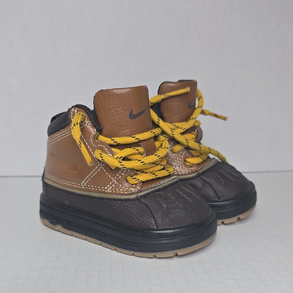 Kids Nike Woodside Toddler Brown Duck Boots Baby Waterproof 415080-200 Size 4C